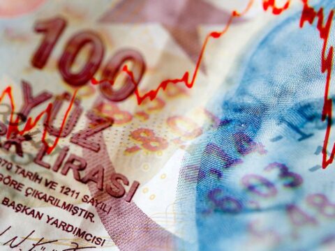 Enerji Fiyatları Tehlikede: Petrol 180 Doları Görebilir mi?