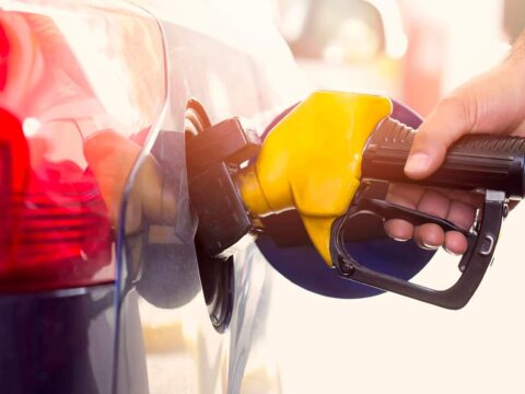 Tarihi zam geliyor! Akaryakıt tabelası öyle bir çarpıldı ki ibre dönmekten bitap düştü