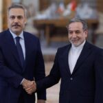 disisleri-bakani-hakan-fidan-iranli-mevkidasi-abbas-erakci-ile-gorustu-fkKPvkVz