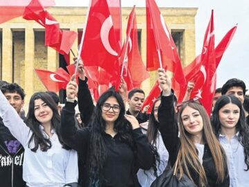 19 Mayıs coşkusu: Gençler Ata’sının İzinde