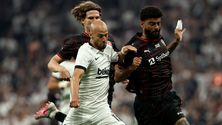 Son dakika besiktas avantaji kapti vincenzo italiano galibiyetle basladi LqGkETdS
