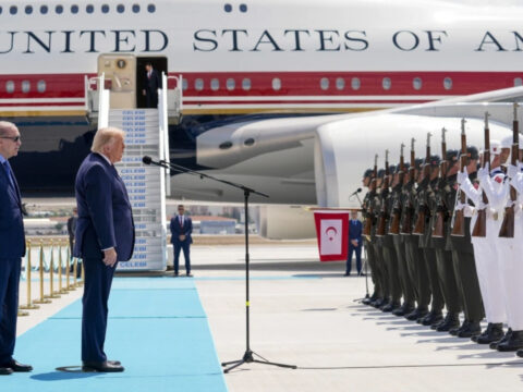 Trumpin ankaradaki ucagini degistirten tehdit ortaya cikti H7B1szLf